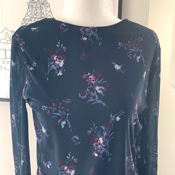 💙💚Printed micro-mesh tee - Picture 3 of 7